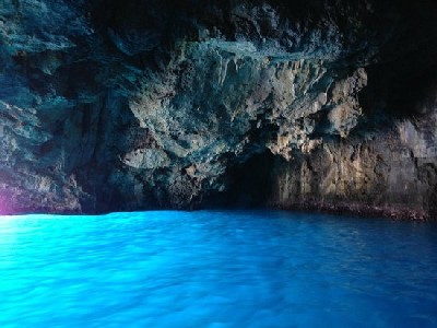 Grotta dell'isola di DIno